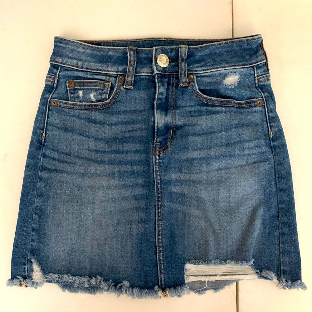 American Eagle Outfitters distressed denim skirt size 00.
